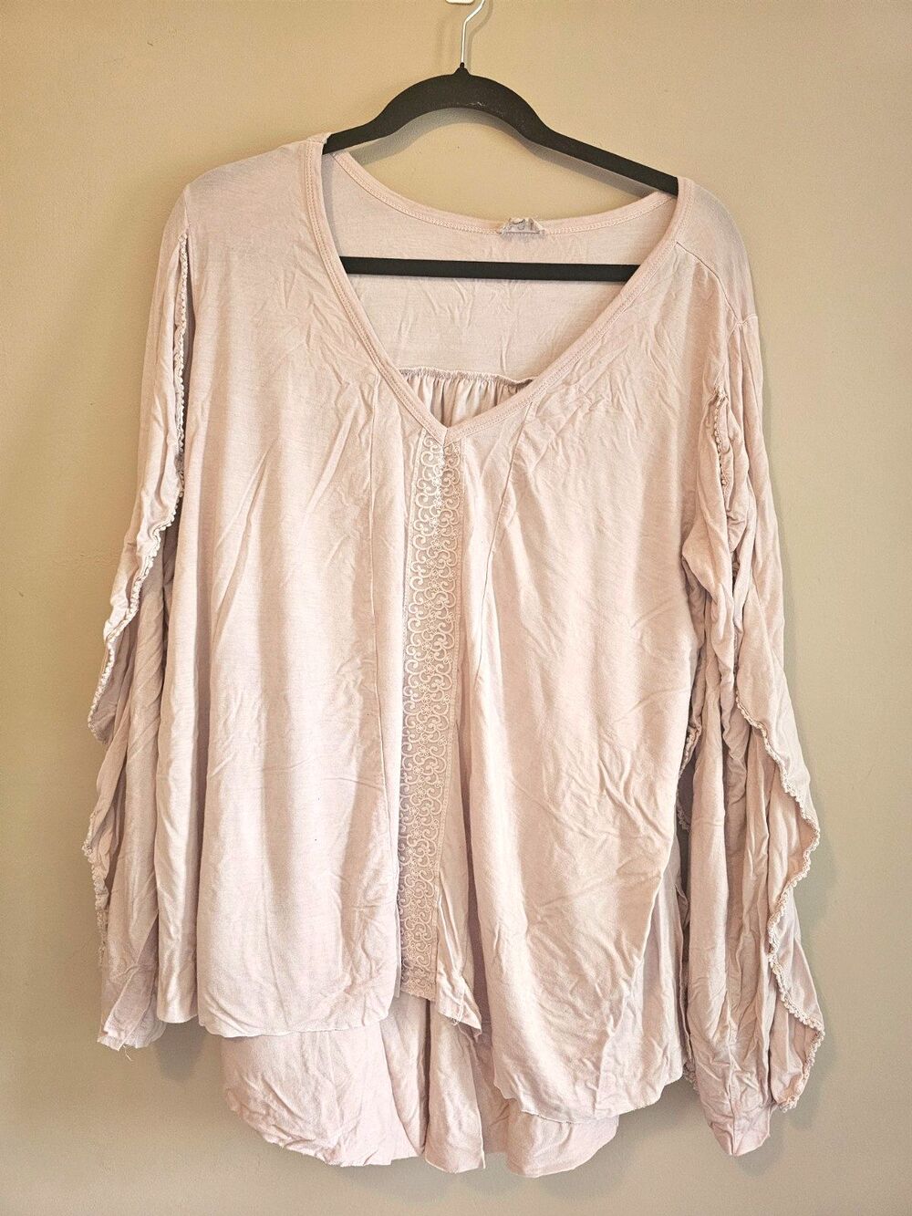 POL Blush Flowy Long Sleeve Top – Embroidered Trim Boho Style oversize small